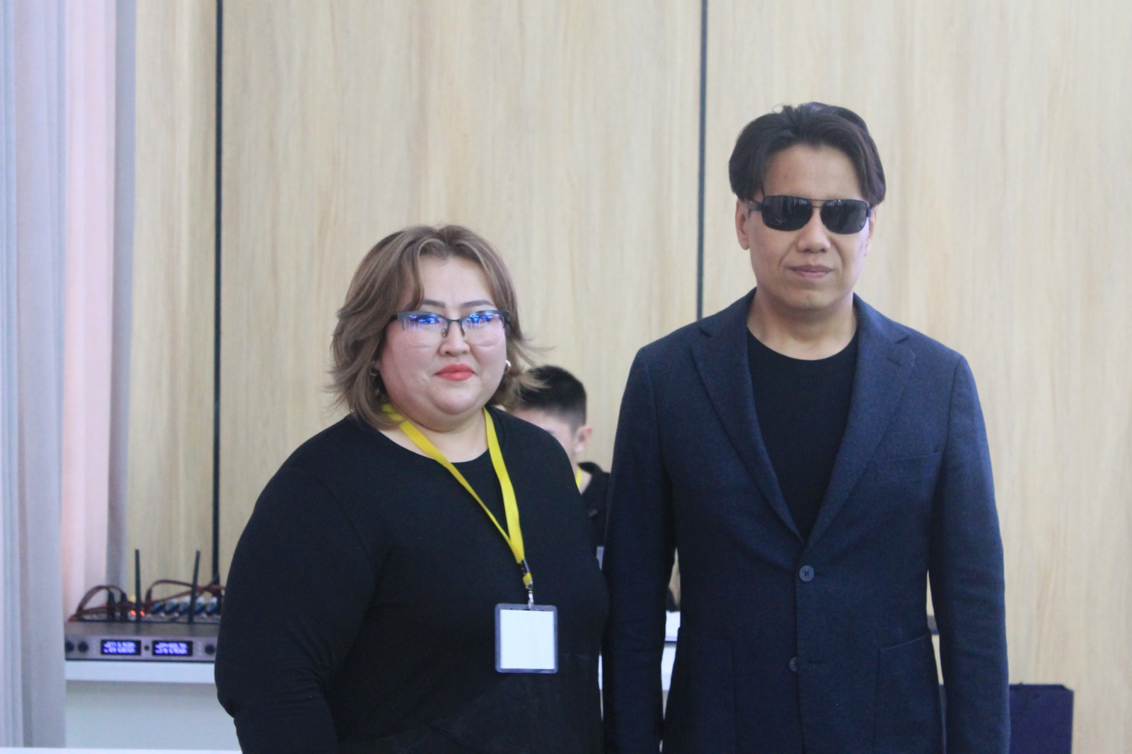 Гости в зале